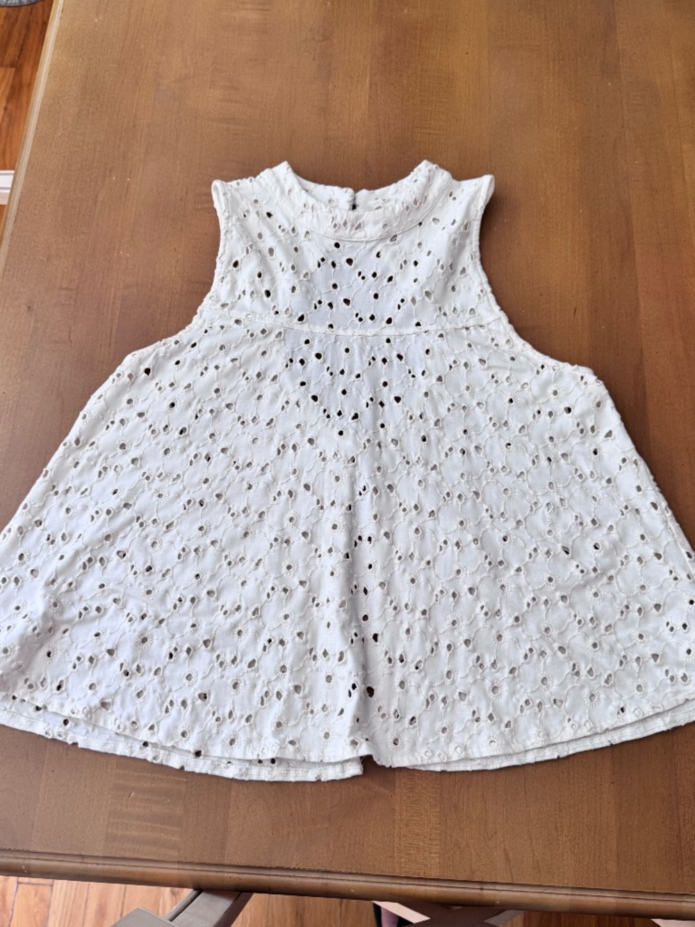 Free People Ivory Floral Eyelet Keyhole Button Back Top Medium